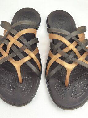 Crocs Huarache Flip Flop Sandals Womens 9 Brown Bronze Thong Lightweight Strappy